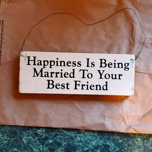 ❤3/$15❤ happiness sign